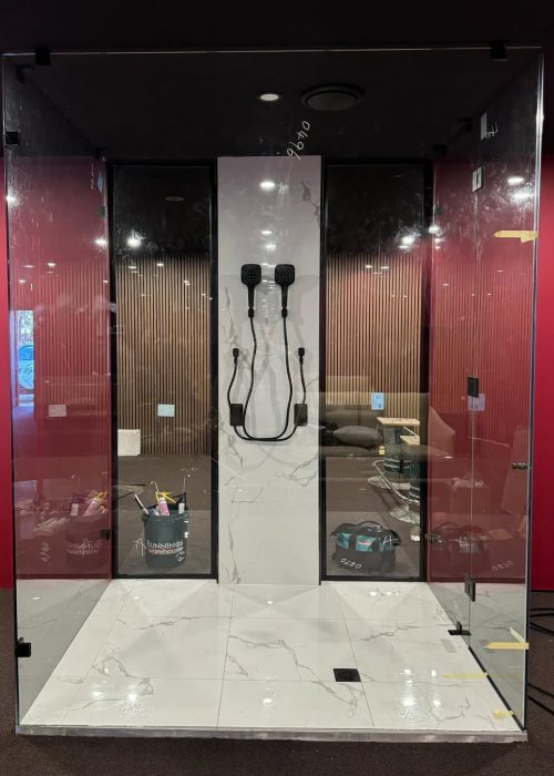 Our completed result from yesterday which included 4 2500mm high frameless panels and 2 2500mm h